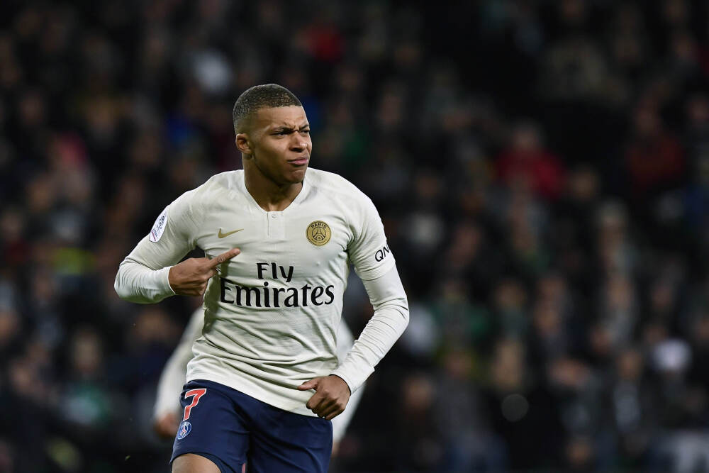 接连斩获数项行业大奖，地平线HSD量产开启智驾新篇章